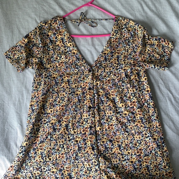 Motel Floral Dress - Picture 2 of 4